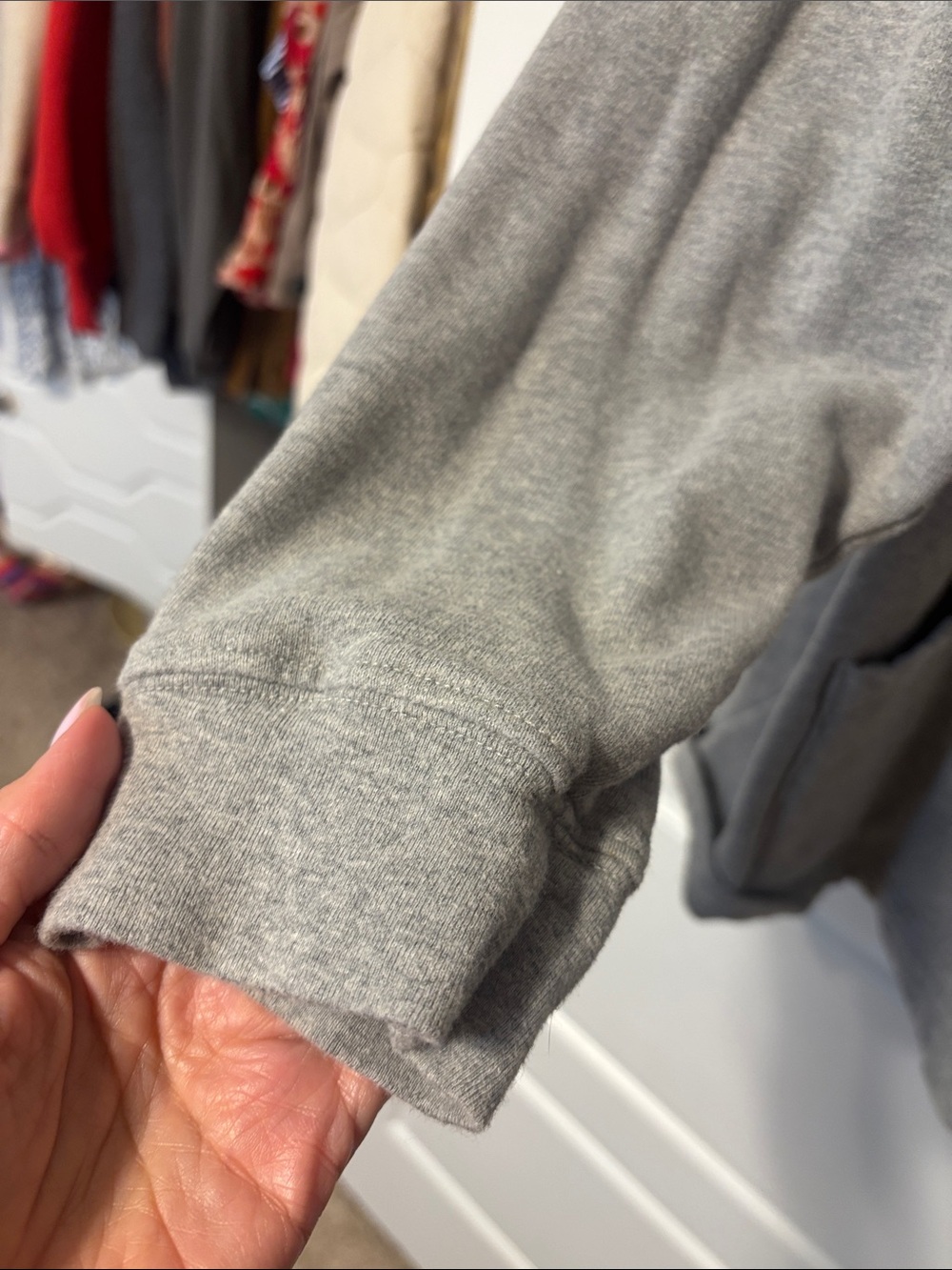 Sweater Subcategory Identification - Picture 7 of 8